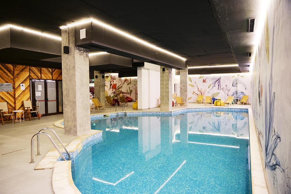Charming One Bed Apartment 423 In Main Flora Building โบโรเวทส์ ภายนอก รูปภาพ